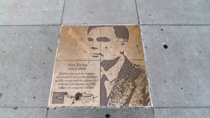 quem foi Alan Turing